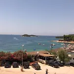 Villa Bushi